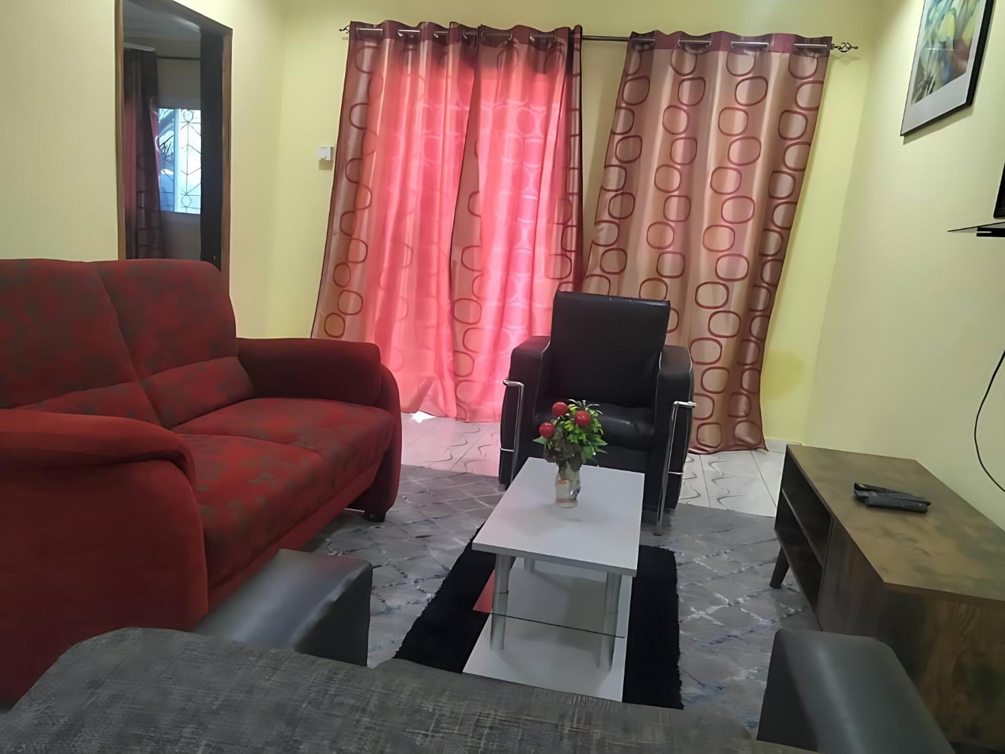 Faith And Grace Guest House Lamin Beretto Exterior foto