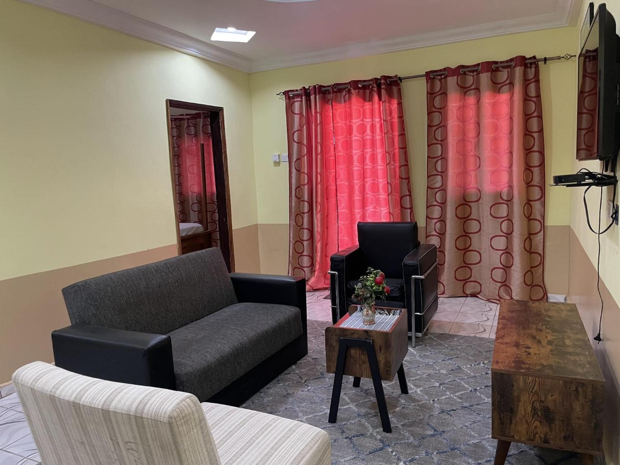 Faith And Grace Guest House Lamin Beretto Exterior foto