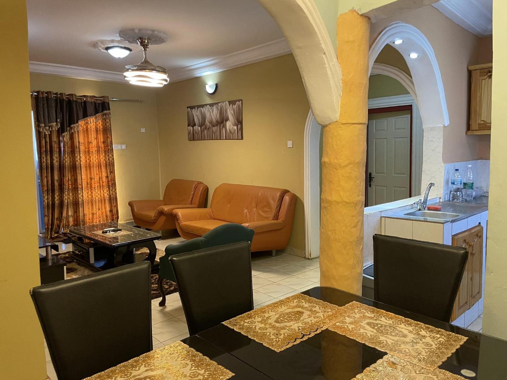 Faith And Grace Guest House Lamin Beretto Exterior foto